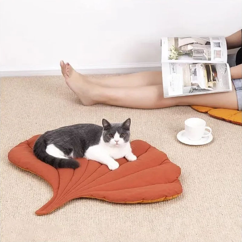 Outdoor Camping Dog Bed - เบาะรองนอนสัตว์เลี้ยงแบบนุ่ม กลับด้านได้ ซักล้างได้ กันลื่น สำหรับแมว สุนัข