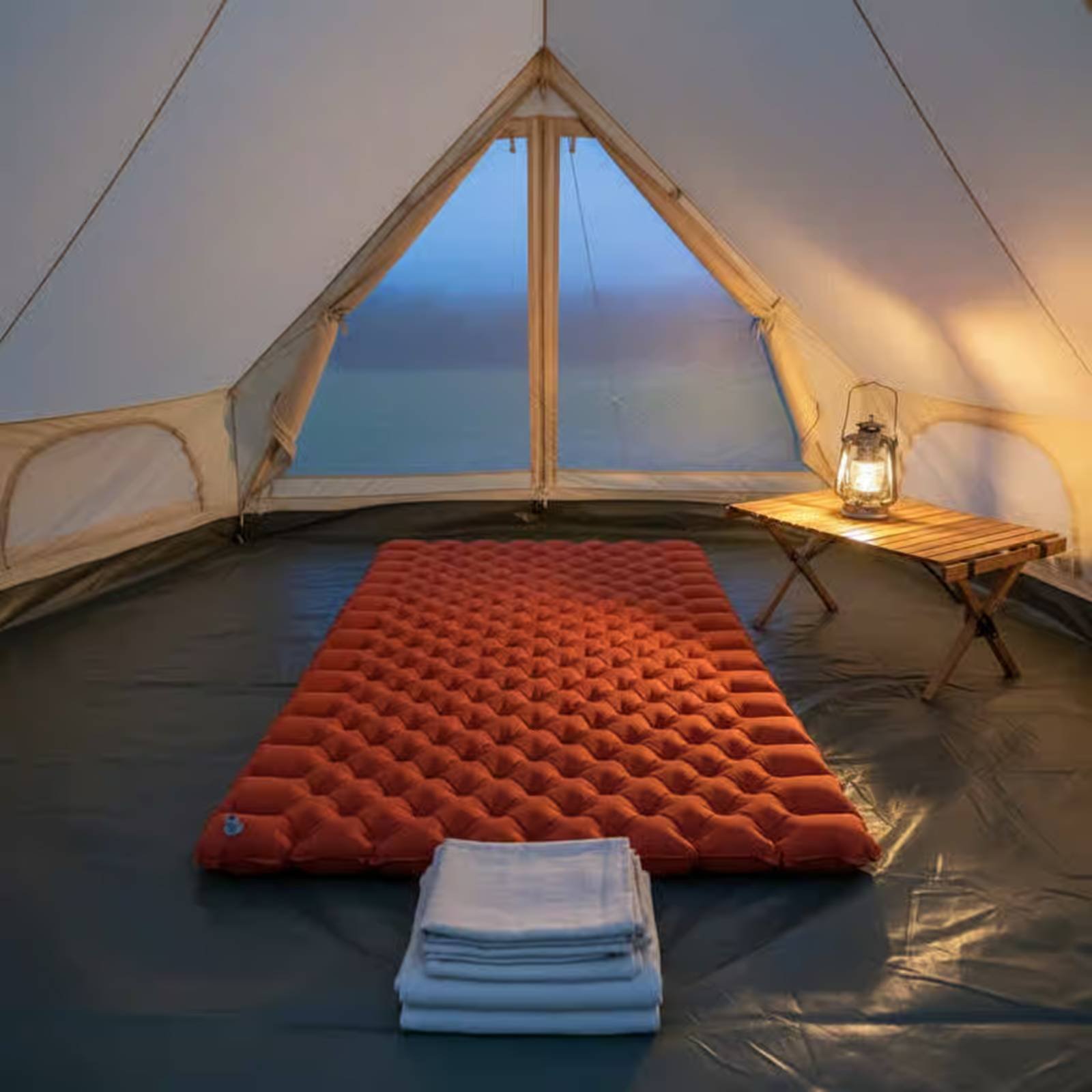 เสื่อตั้งแคมป์แบบเป่าลมไนลอน T - Outdoor Camping Mat Waterproof บทวิจารณ์และราคา